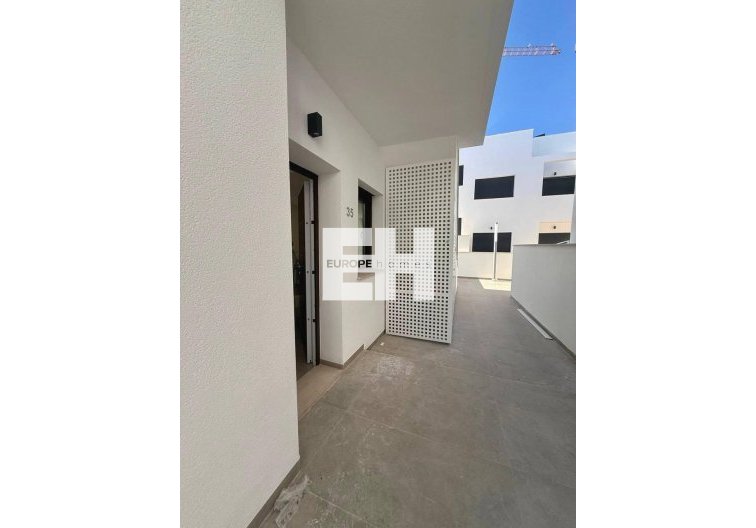 Segunda mano - Apartamento  - Orihuela - Urbanización Perla Del Mar