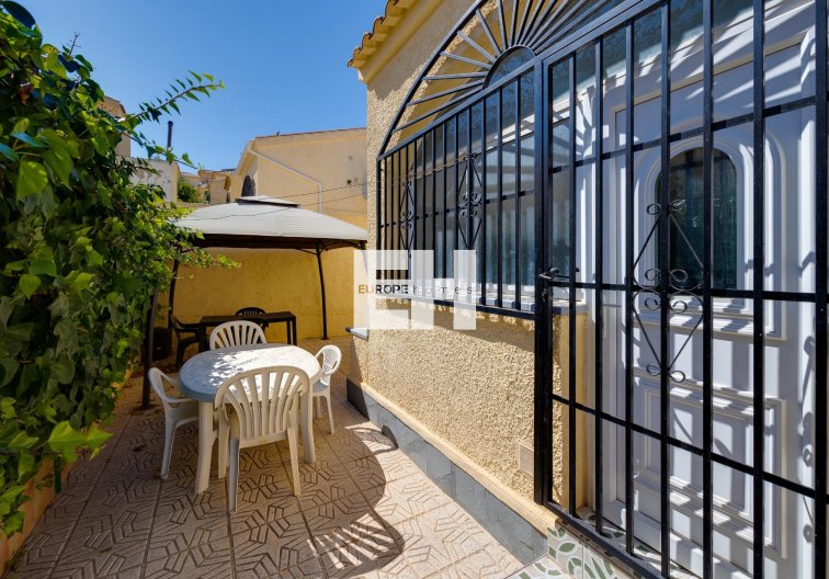 Segunda mano - villa - San Fulgencio - La Marina