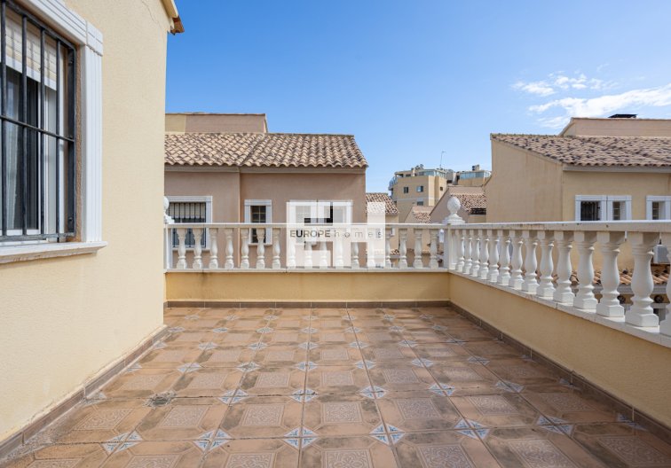 Resale - villa - Guardamar del Segura - Costa Blanca