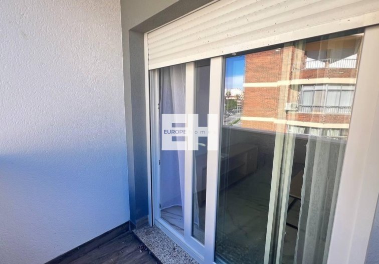 Segunda mano - Apartamento  - Torrevieja - Parque De Las Naciones