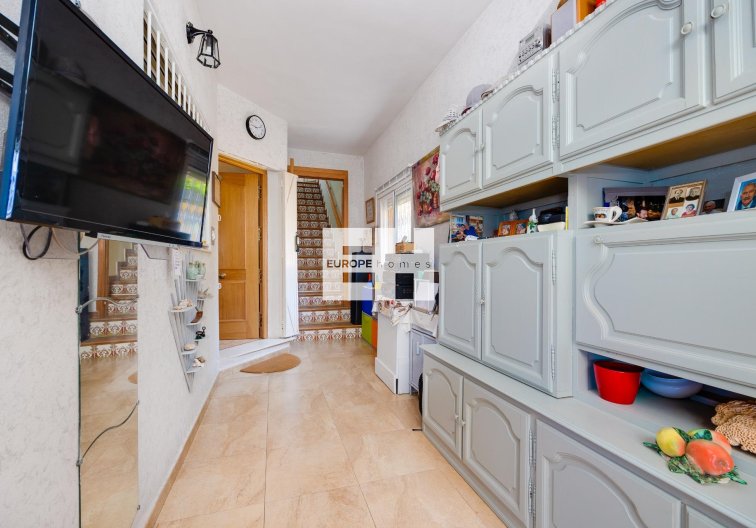 Herverkoop - villa - Torrevieja - Playa de los Locos