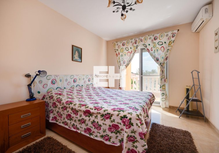 Herverkoop - villa - Torrevieja - Playa de los Locos