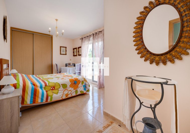 Herverkoop - villa - Torrevieja - Playa de los Locos