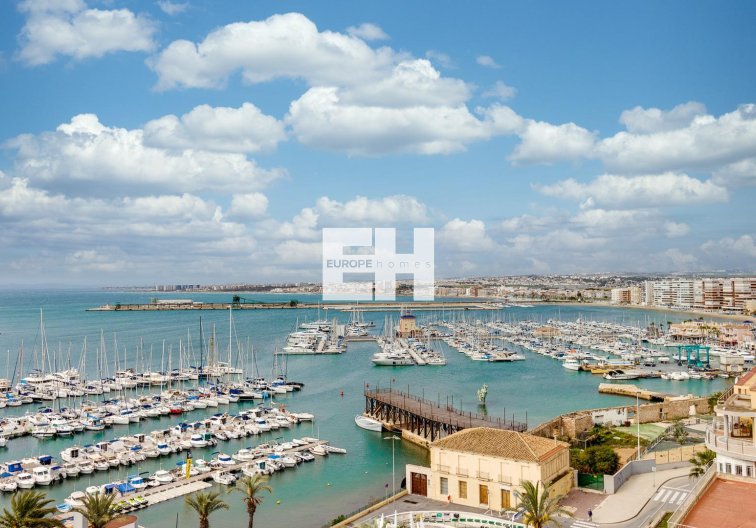 Herverkoop - villa - Torrevieja - Playa de los Locos