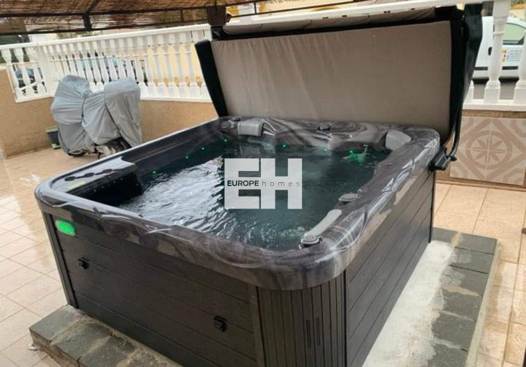 Segunda mano - villa - Villamartin - Costa Blanca