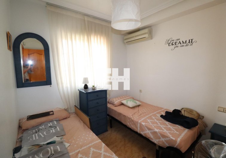 Segunda mano - villa - Villamartin - Costa Blanca