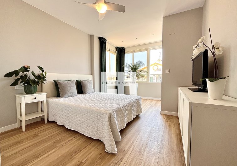 Segunda mano - town house - Playa Flamenca - Costa Blanca