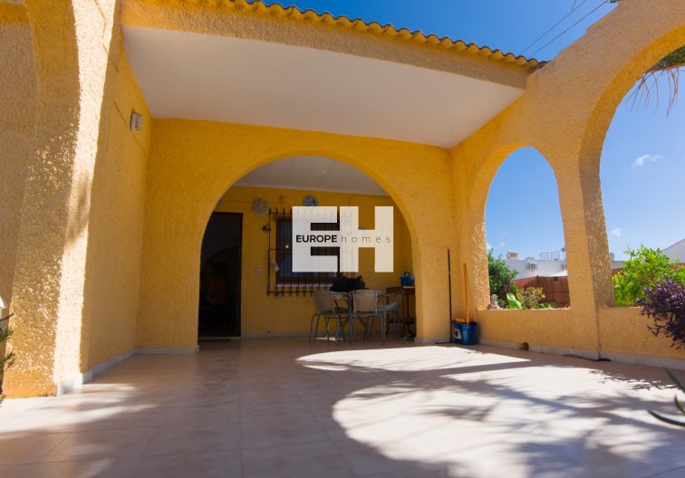 Herverkoop - villa - La Siesta - Costa Blanca