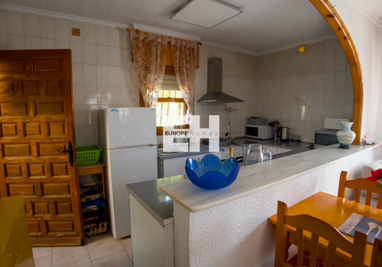 Herverkoop - villa - La Siesta - Costa Blanca