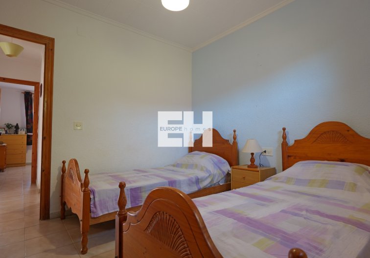 Herverkoop - villa - La Siesta - Costa Blanca