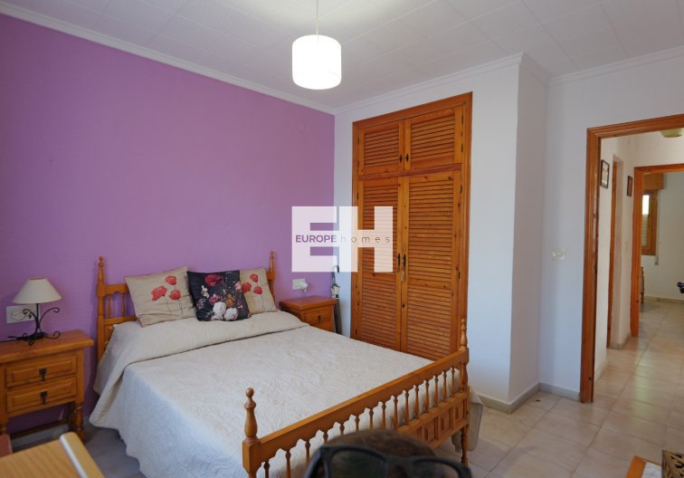 Herverkoop - villa - La Siesta - Costa Blanca