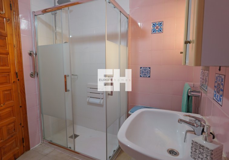 Herverkoop - villa - La Siesta - Costa Blanca