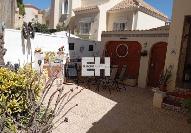 Segunda mano - villa - Villamartin - Costa Blanca