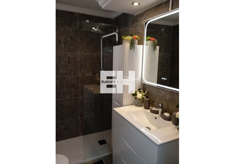 Segunda mano - villa - Villamartin - Costa Blanca