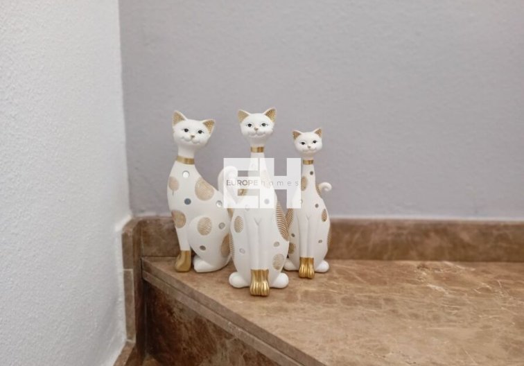 Segunda mano - villa - Villamartin - Costa Blanca