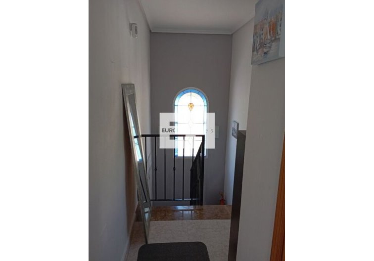 Segunda mano - villa - Villamartin - Costa Blanca