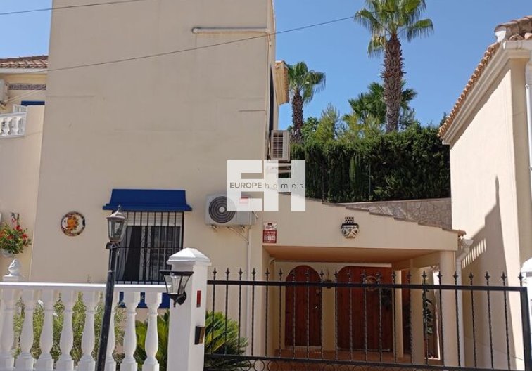 Segunda mano - villa - Villamartin - Costa Blanca