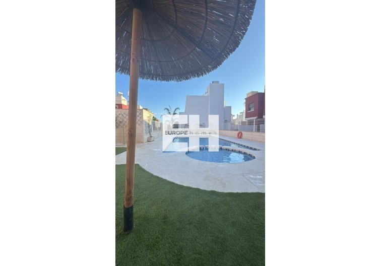 Segunda mano - Bungalow - Torrevieja - Costa Blanca