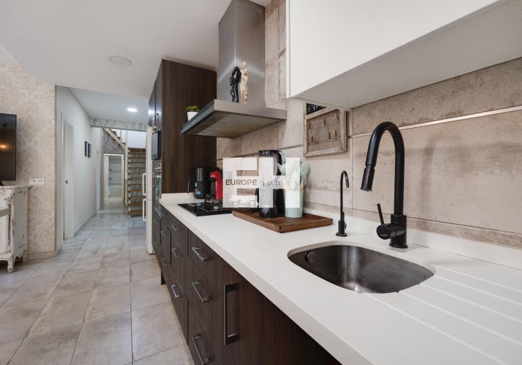 Segunda mano - town house - Torrevieja - Centro