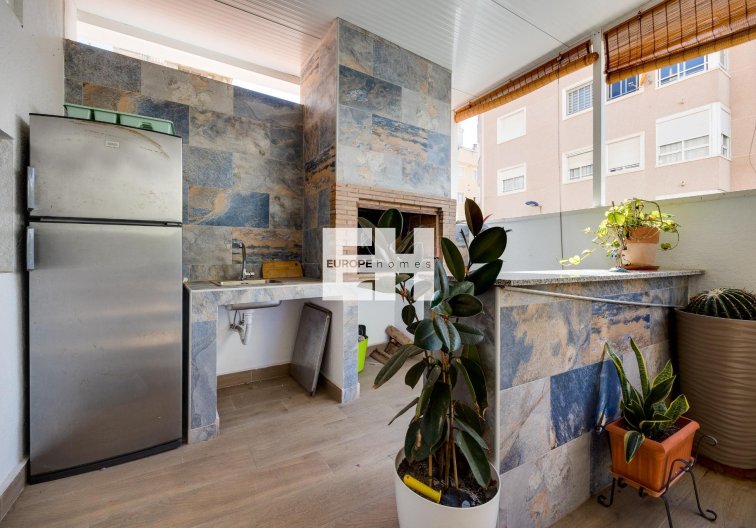 Segunda mano - town house - Torrevieja - Centro