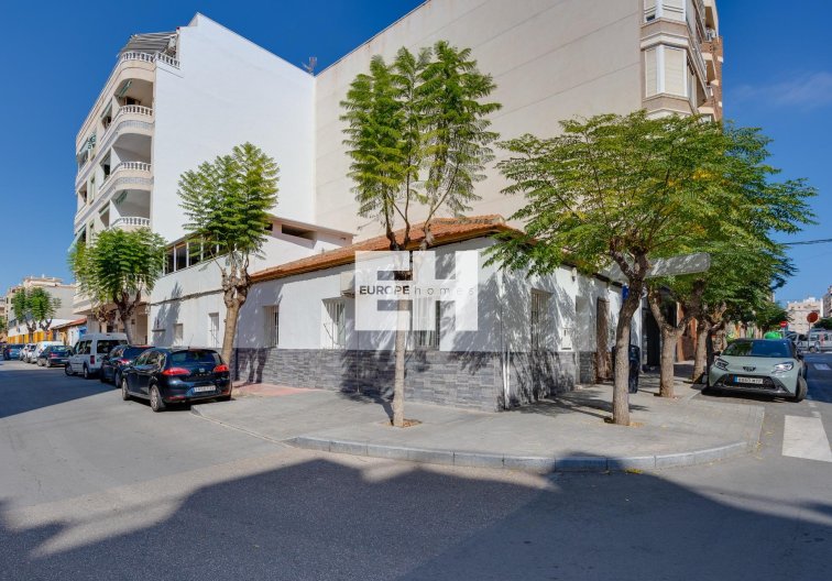 Segunda mano - town house - Torrevieja - Centro