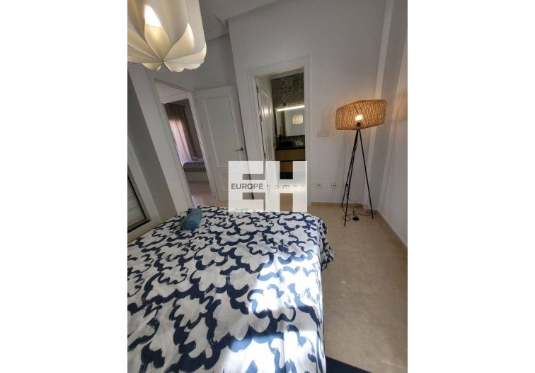 Segunda mano - town house - San Miguel de Salinas - Ciudad De Las Comunicaciones