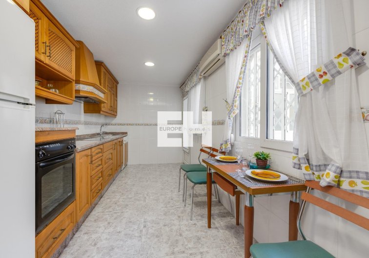 Segunda mano - Atico - Torrevieja - Paseo Maritimo