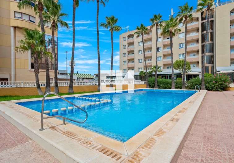 Resale - Apartment - Punta Prima - Costa Blanca