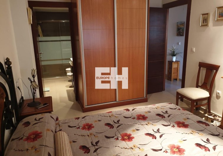 Segunda mano - Apartamento  - Torrevieja - Las Piscinas Naturales