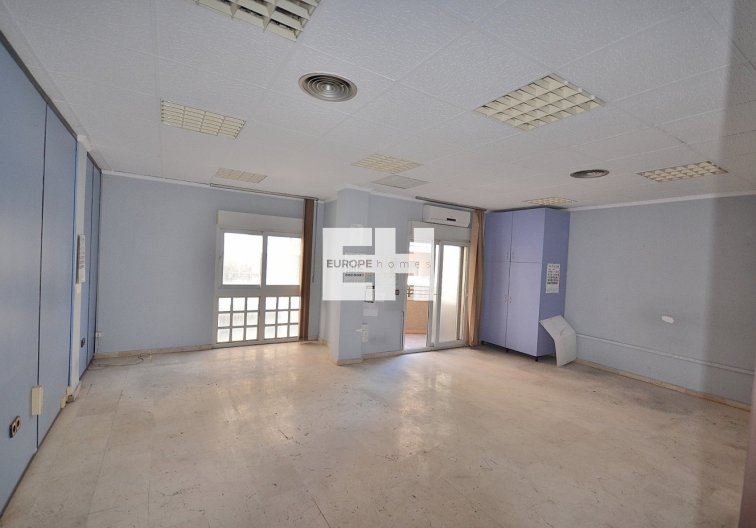 Segunda mano - Apartamento  - Torrevieja - Centro
