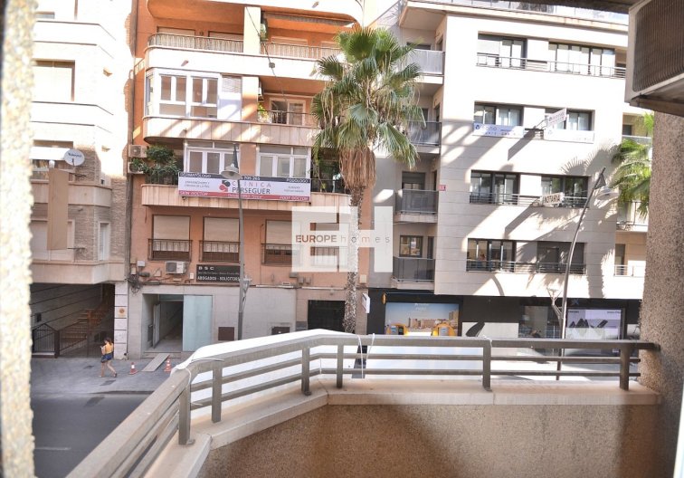 Segunda mano - Apartamento  - Torrevieja - Centro