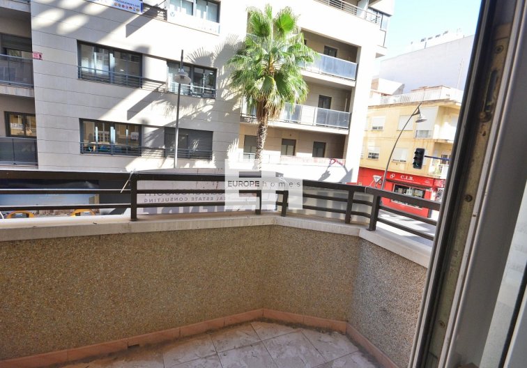 Segunda mano - Apartamento  - Torrevieja - Centro