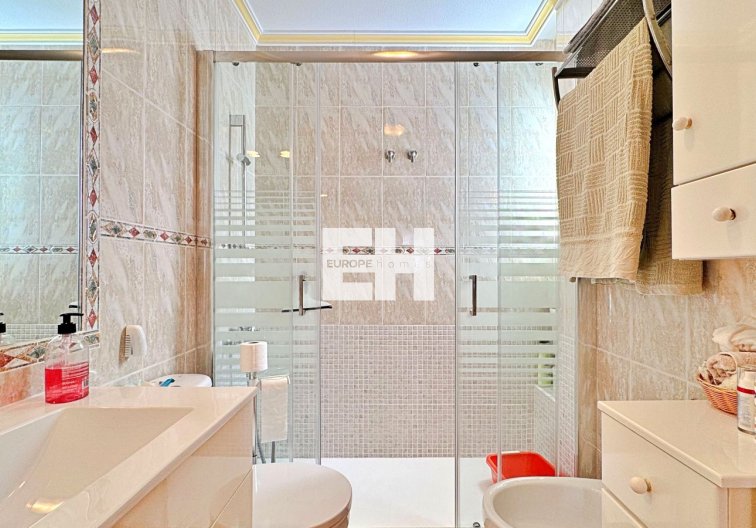 Resale - Apartment - Orihuela Costa - Costa Blanca