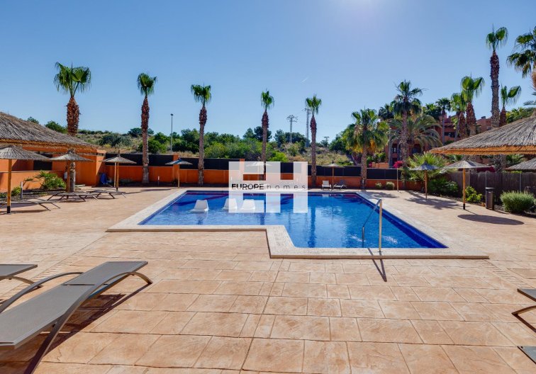 Segunda mano - Apartamento  - Orihuela Costa - Villamartín-las Filipinas