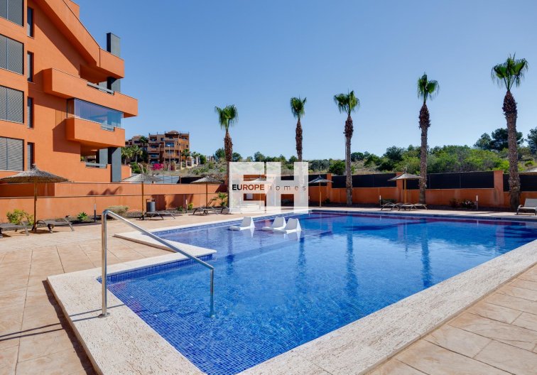 Segunda mano - Apartamento  - Orihuela Costa - Villamartín-las Filipinas
