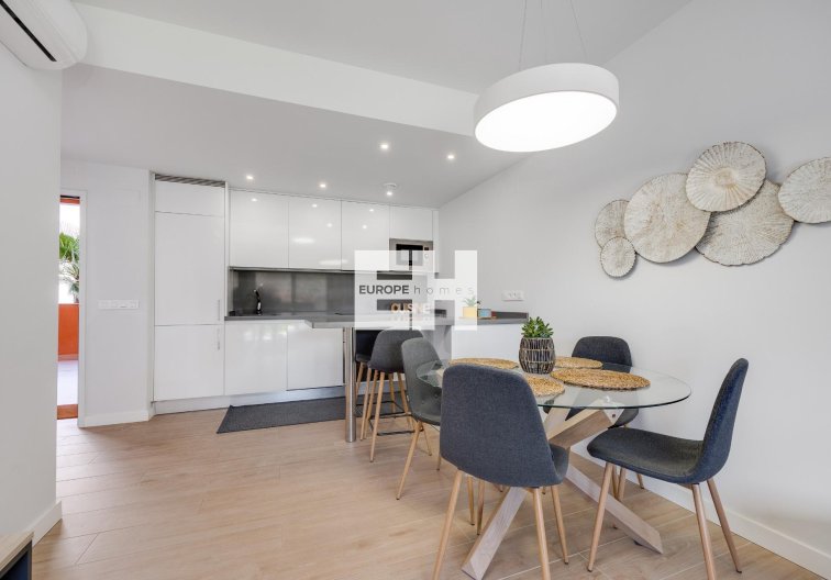 Segunda mano - Apartamento  - Orihuela Costa - Villamartín-las Filipinas