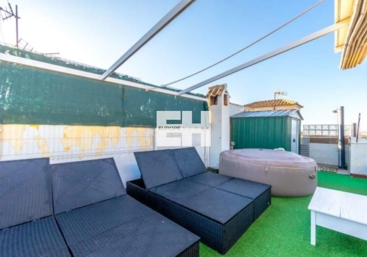 Resale - Semi Detached - Torrevieja - Aguas Nuevas