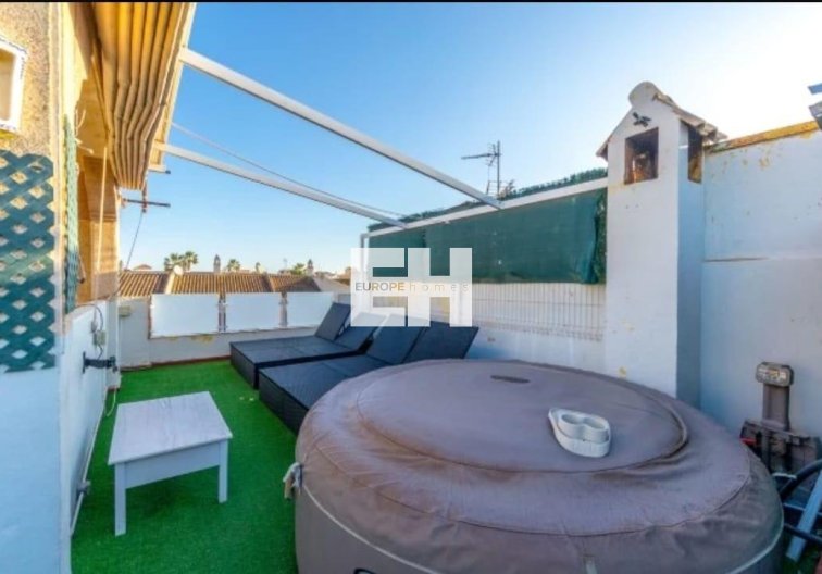 Resale - Semi Detached - Torrevieja - Aguas Nuevas