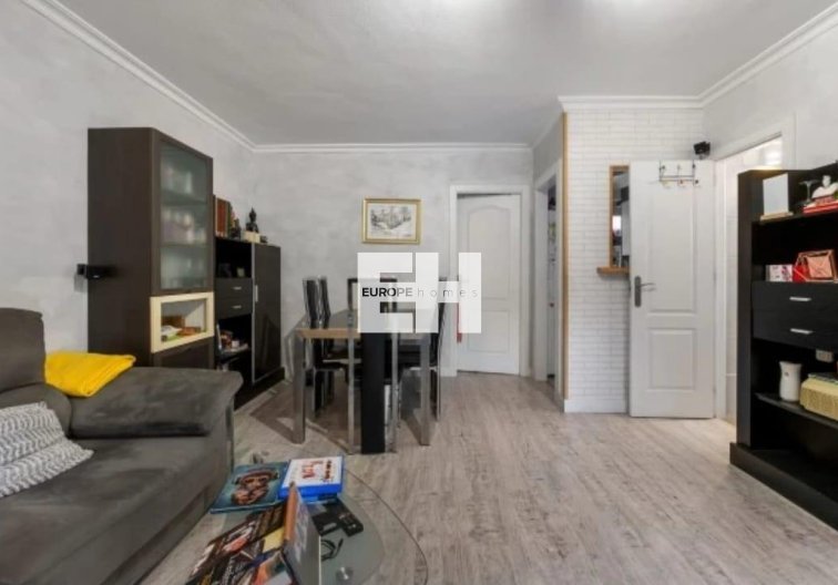 Resale - Semi Detached - Torrevieja - Aguas Nuevas