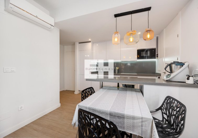 Segunda mano - Apartamento  - Orihuela Costa - Villamartín-las Filipinas