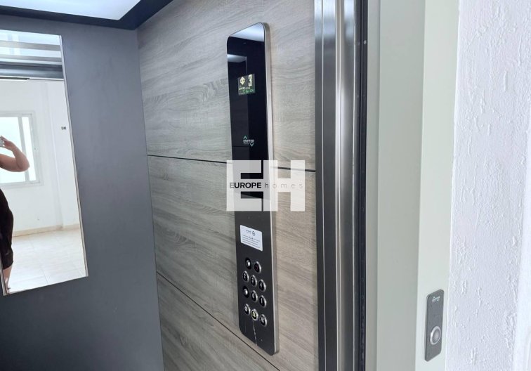 Segunda mano - Apartamento  - Torrevieja - La Mata