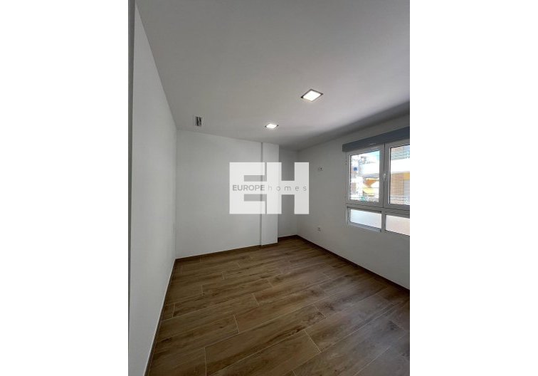 Revente - Appartement - Torrevieja - La Mata