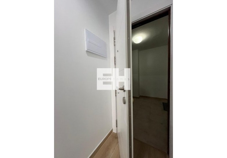 Revente - Appartement - Torrevieja - La Mata