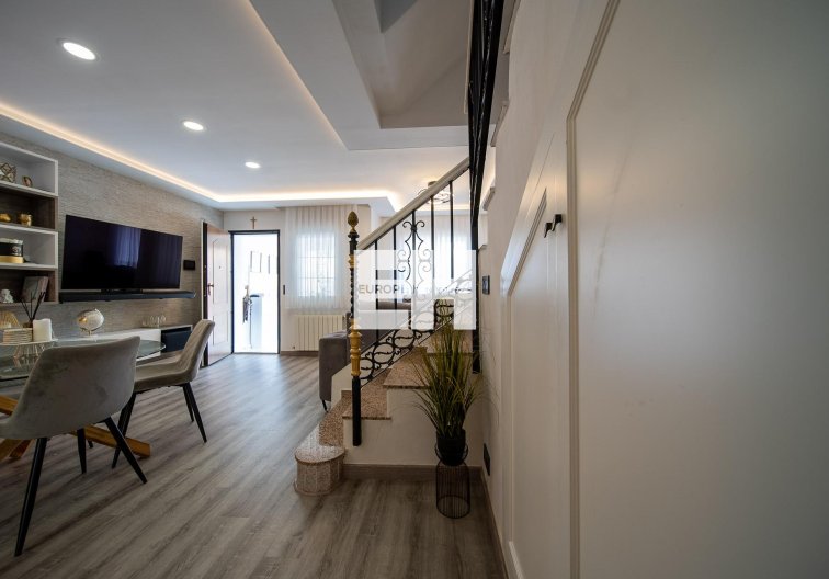 Segunda mano - town house - Orihuela Costa - PAU 26