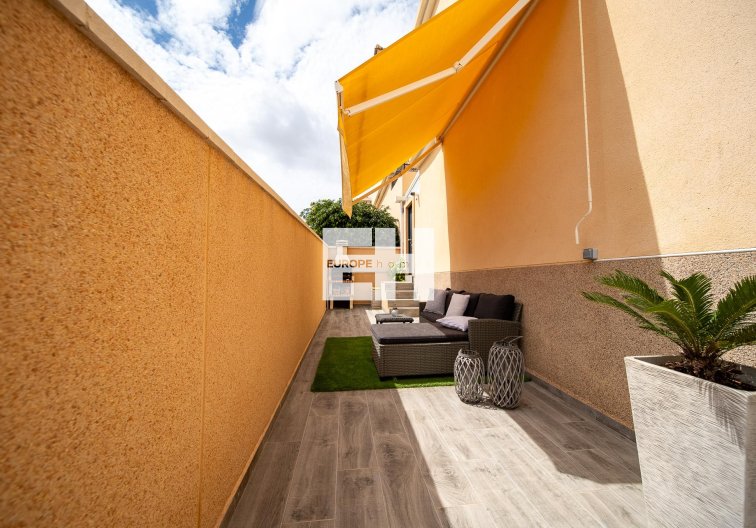 Segunda mano - town house - Orihuela Costa - PAU 26