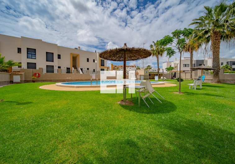 Segunda mano - town house - Orihuela Costa - PAU 26