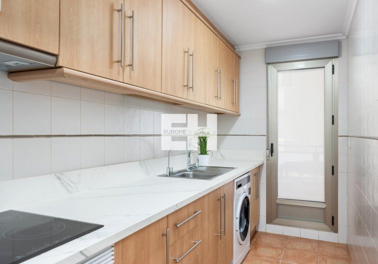 Segunda mano - Apartamento  - Guardamar del Segura - Pueblo