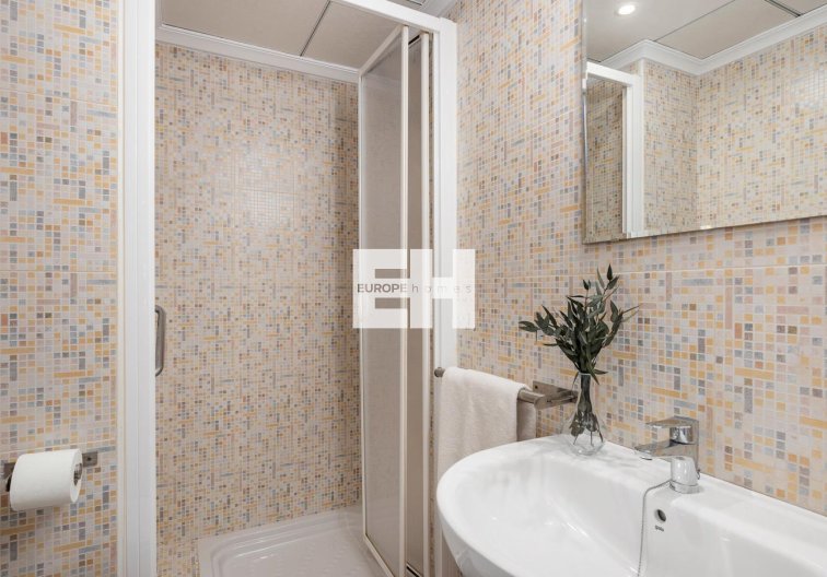 Segunda mano - Apartamento  - Guardamar del Segura - Pueblo