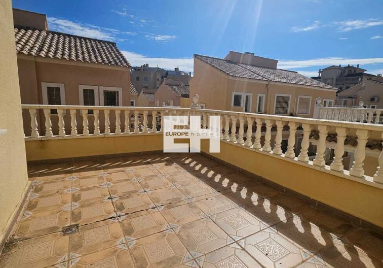 Revente - villa - Guardamar del Segura - Campomar