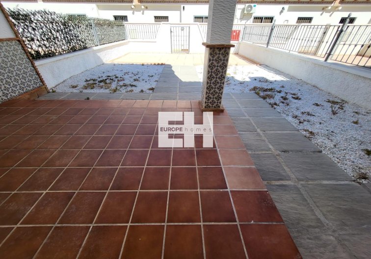 Resale - villa - San Miguel de Salinas - Cerro Del Sol